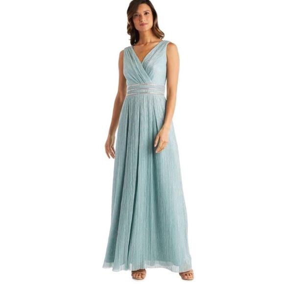 R&M Richards Long Crinkle Pleated Sleeveless Dress Rhinestone Waistband 10 Green - Picture 9 of 10